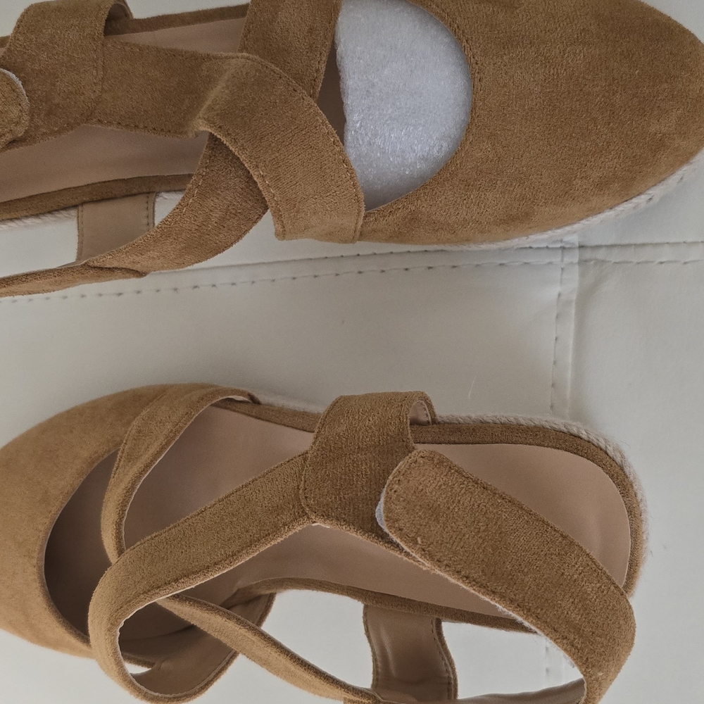 Elegant Tan Suede Women's Sandals